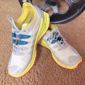 Keen Womens Size 6.5  Zionic Speed Star White Primrose Hiking Shoes Sneakers